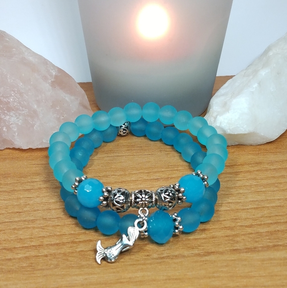 Last Chance Blue bracelet set w/mermaid charm - Picture 5 of 8